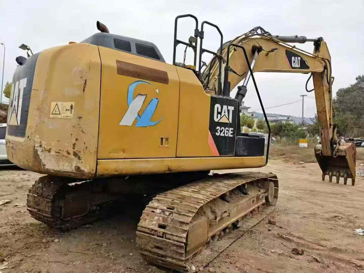 Buy Caterpillar 320E Used Excavator / 2
