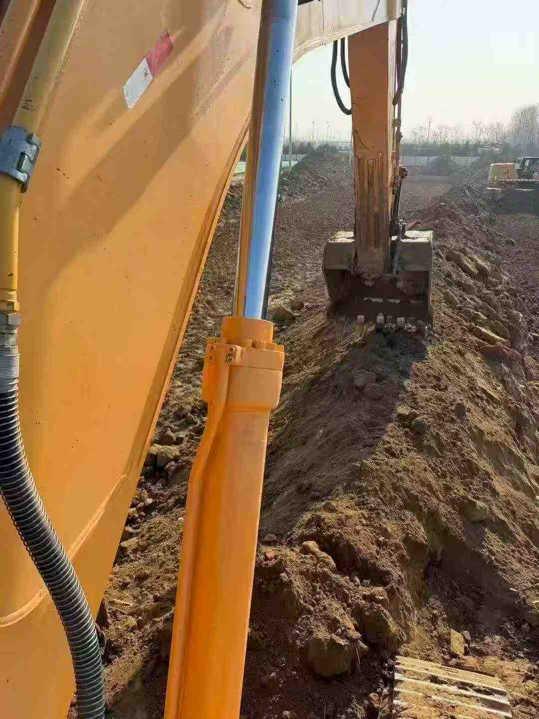 Buy Hyundai R385LVS Used Excavator / 7