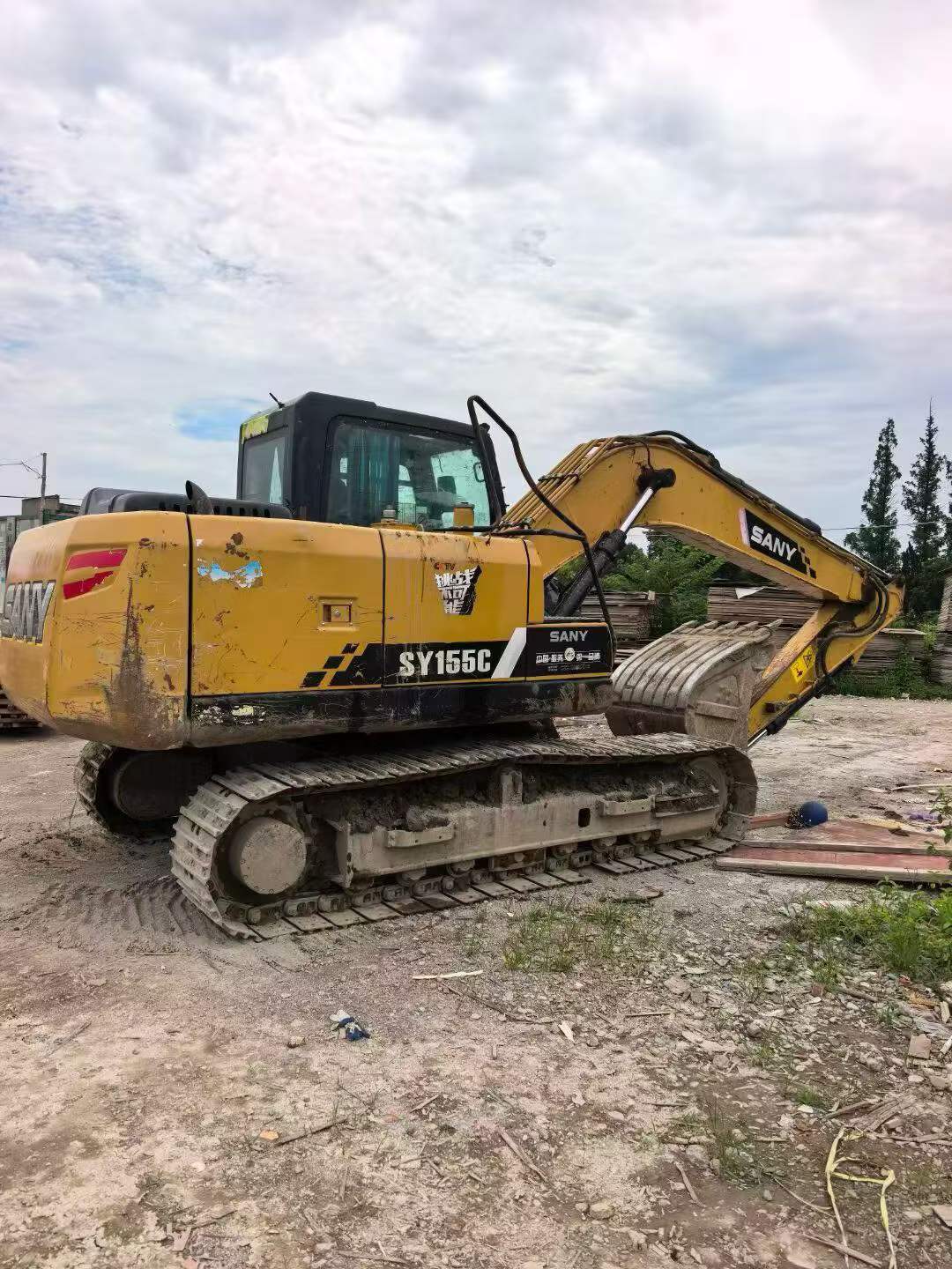 Buy Sany SY135 Used Excavator / 4