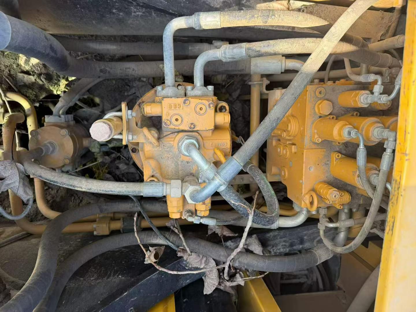 Buy Sany SY215C Used Excavator / 6