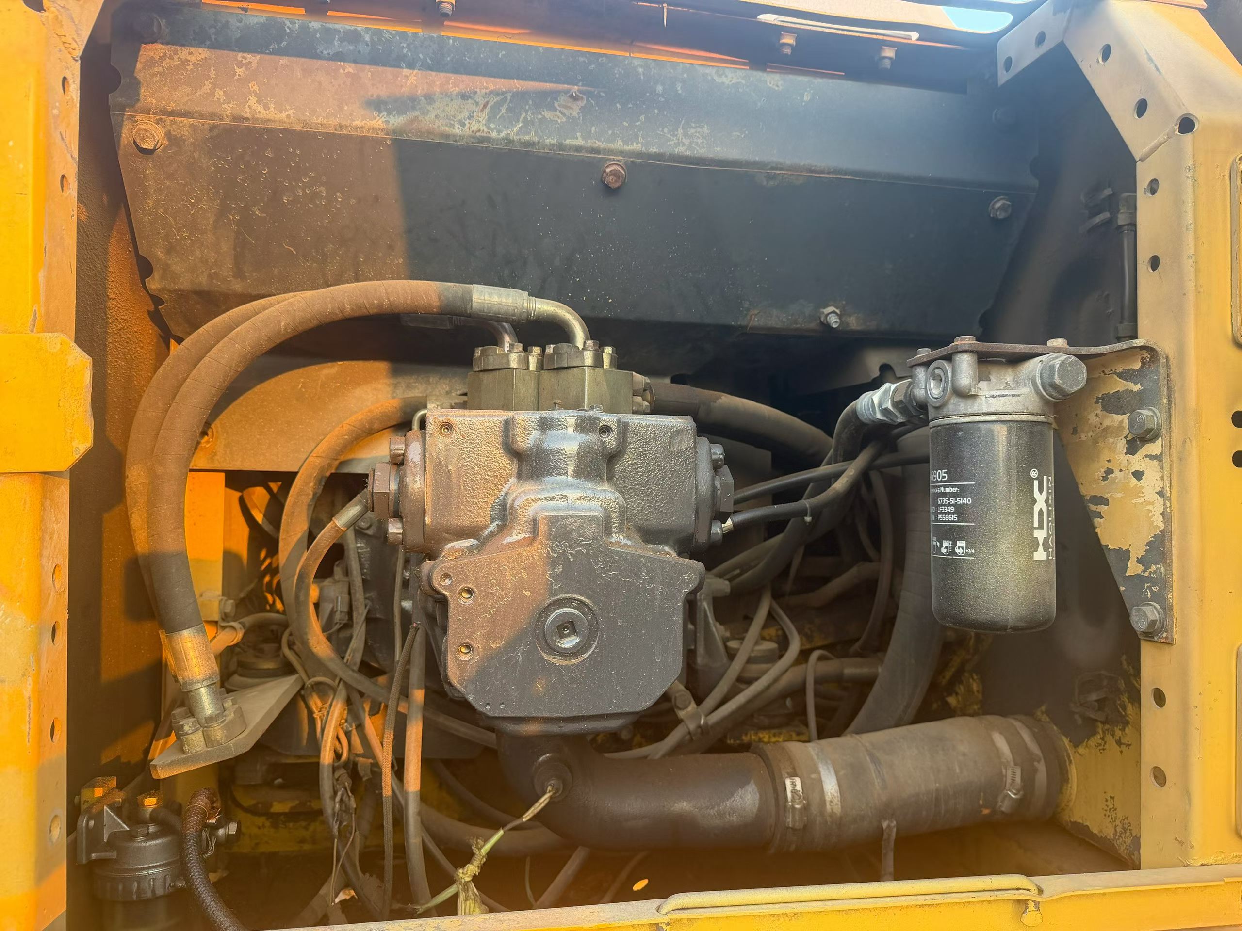 Buy Komatsu PC210-7 Used Excavator / 5