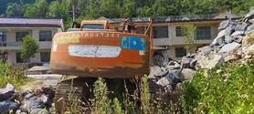 Buy Doosan DH150 Used Excavator / 3 Buy Doosan DH150 Used Excavator / 3