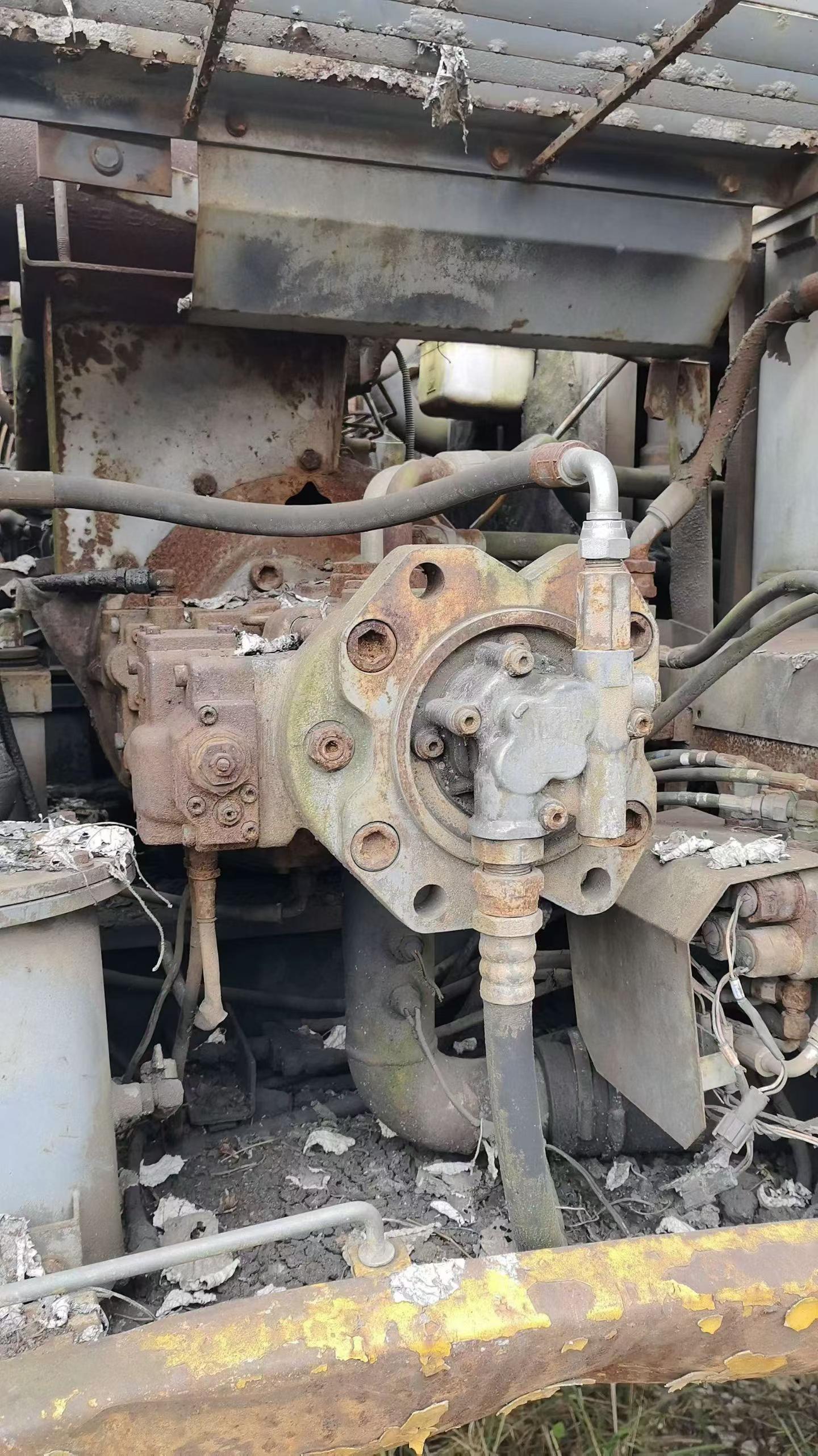 Buy Sumitomo SH220LC-3 Used Excavator / 8