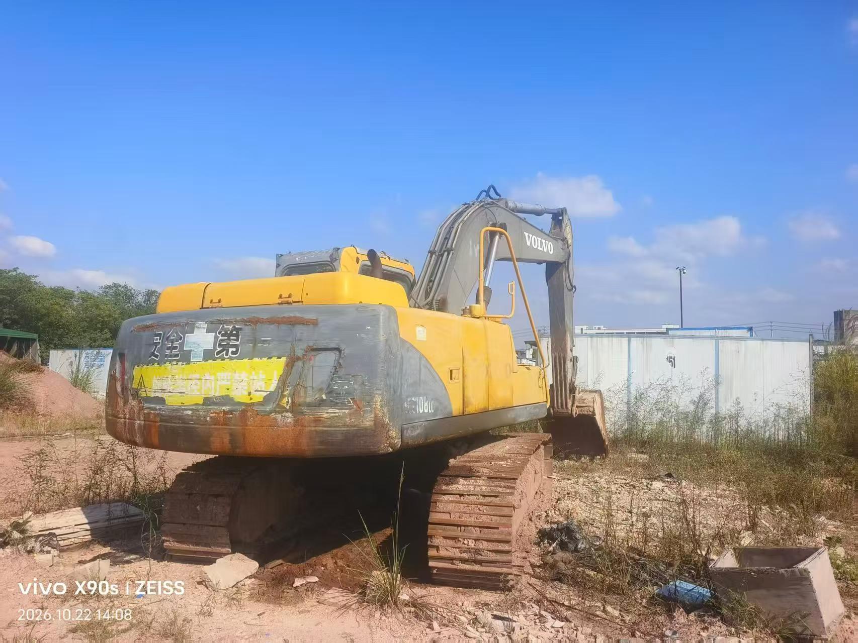 Buy Volvo EC210B Used Excavator / 3