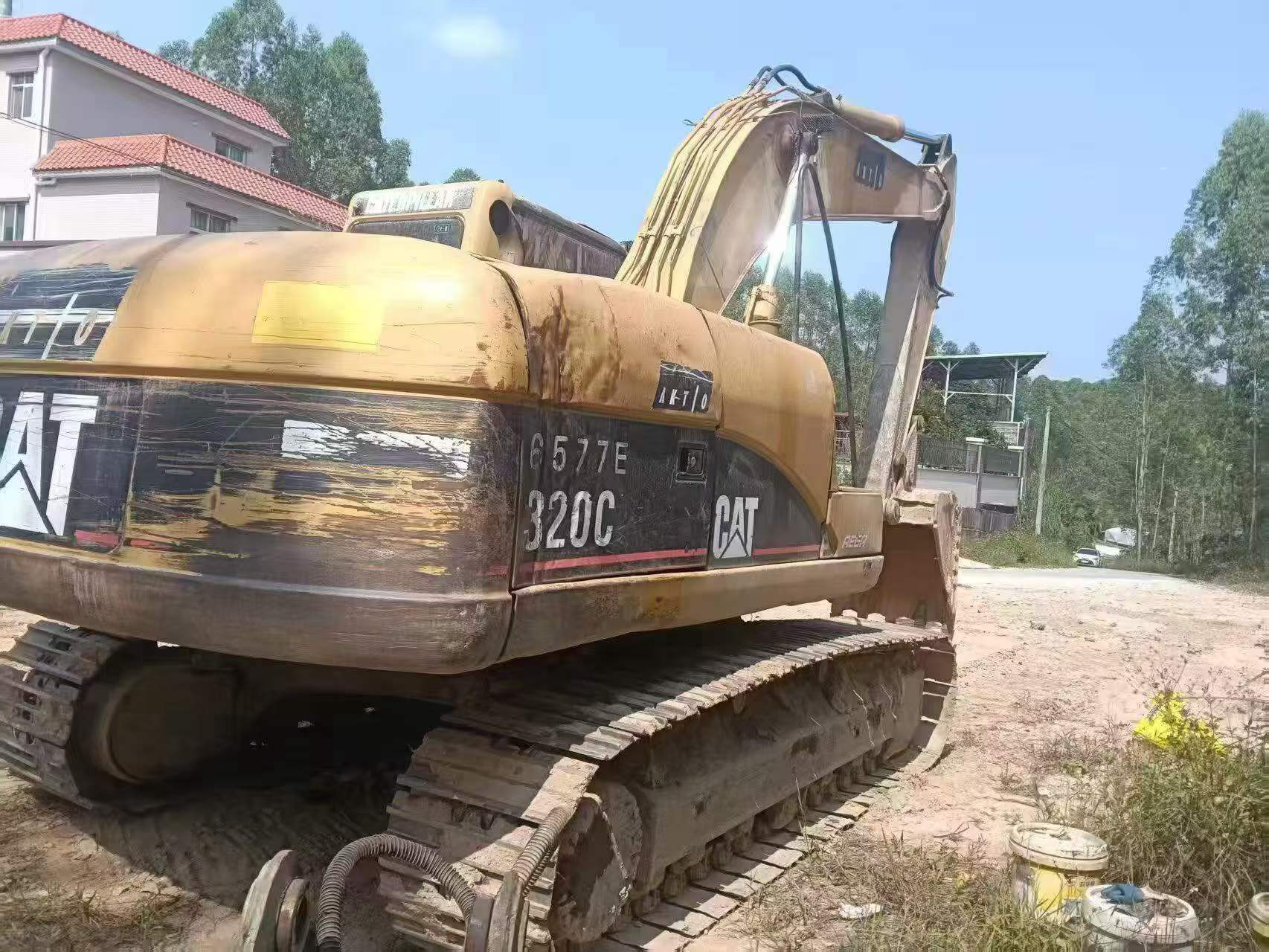 Buy Caterpillar 320C Used Excavator / 2