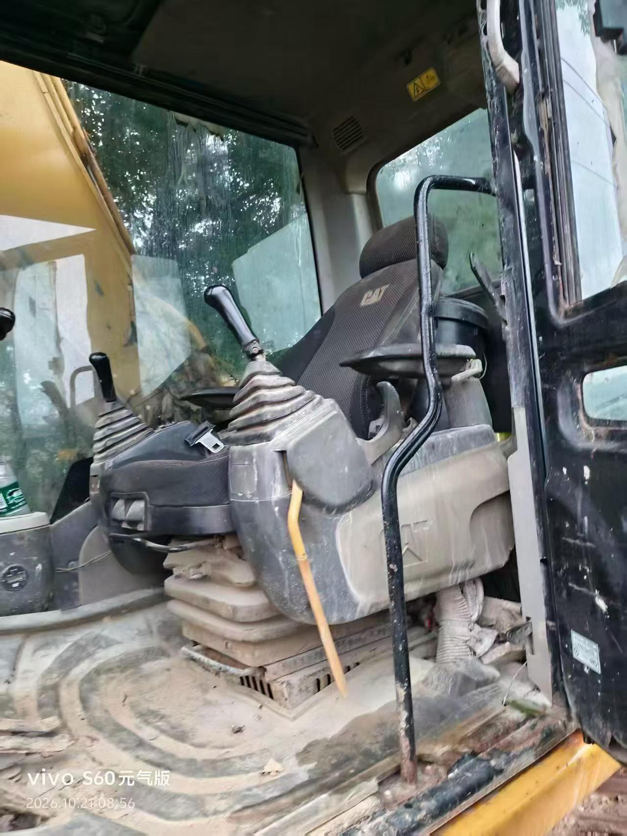 Buy Caterpillar M318 Used Excavator / 2