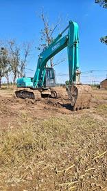 Buy Kobelco SK200-10 Used Excavator / 3 Buy Kobelco SK200-10 Used Excavator / 3