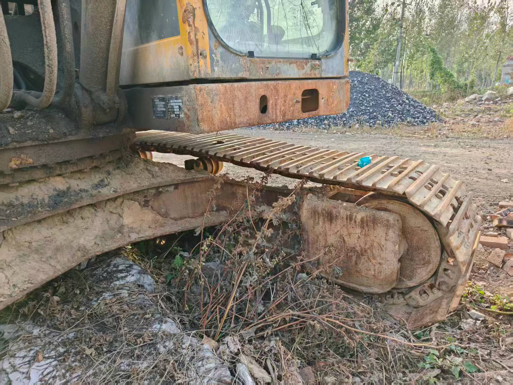 Buy Volvo EC210B Used Excavator / 4