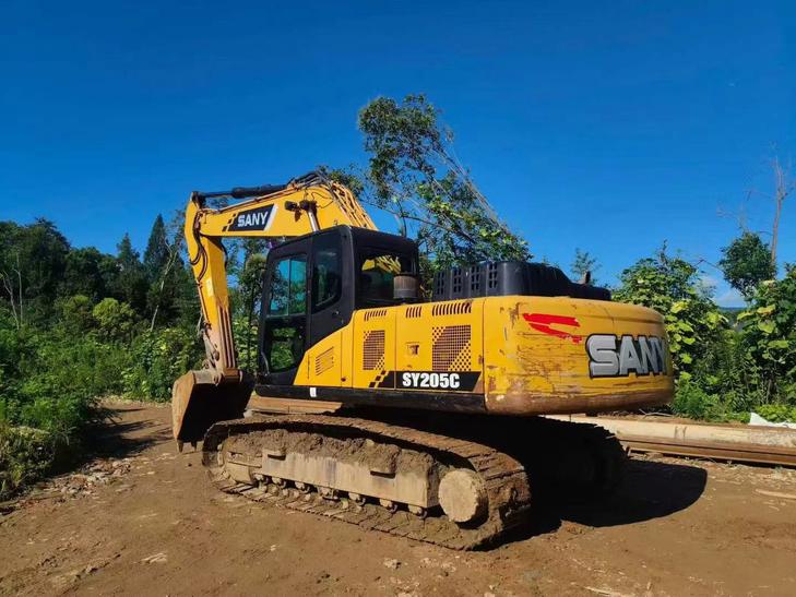 Buy Sany SY205C Used Excavator / 1