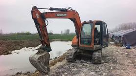 Buy Doosan DX75 Used Excavator / 9 Buy Doosan DX75 Used Excavator / 9