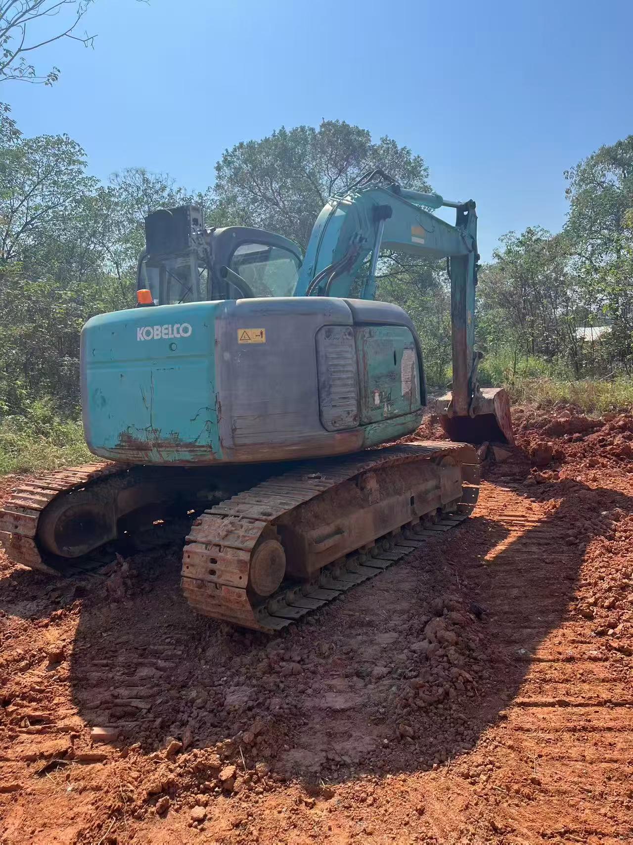 Buy Kobelco SK115SR Used Excavator / 2