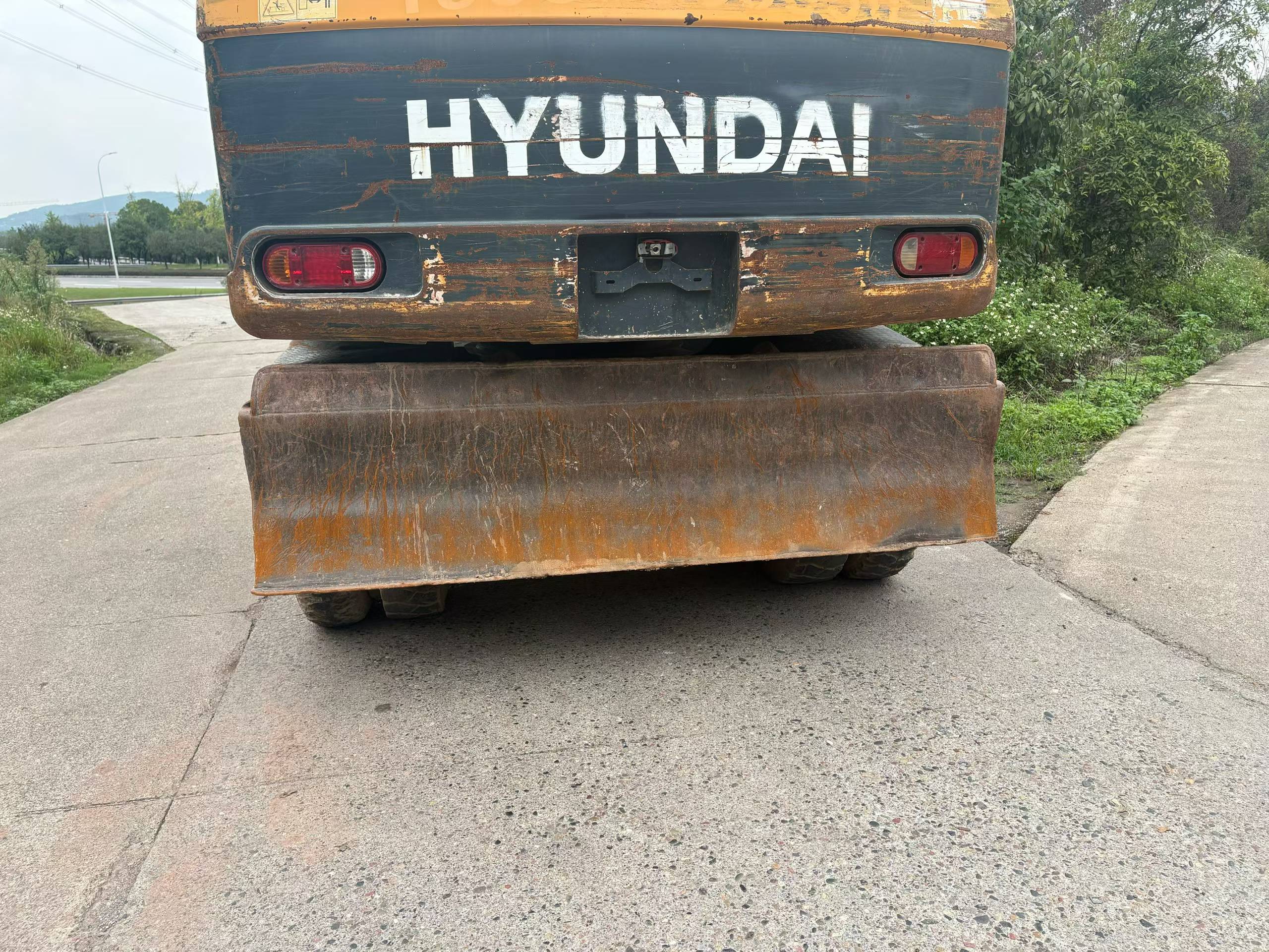 Buy Hyundai R150-7 Used Excavator / 3