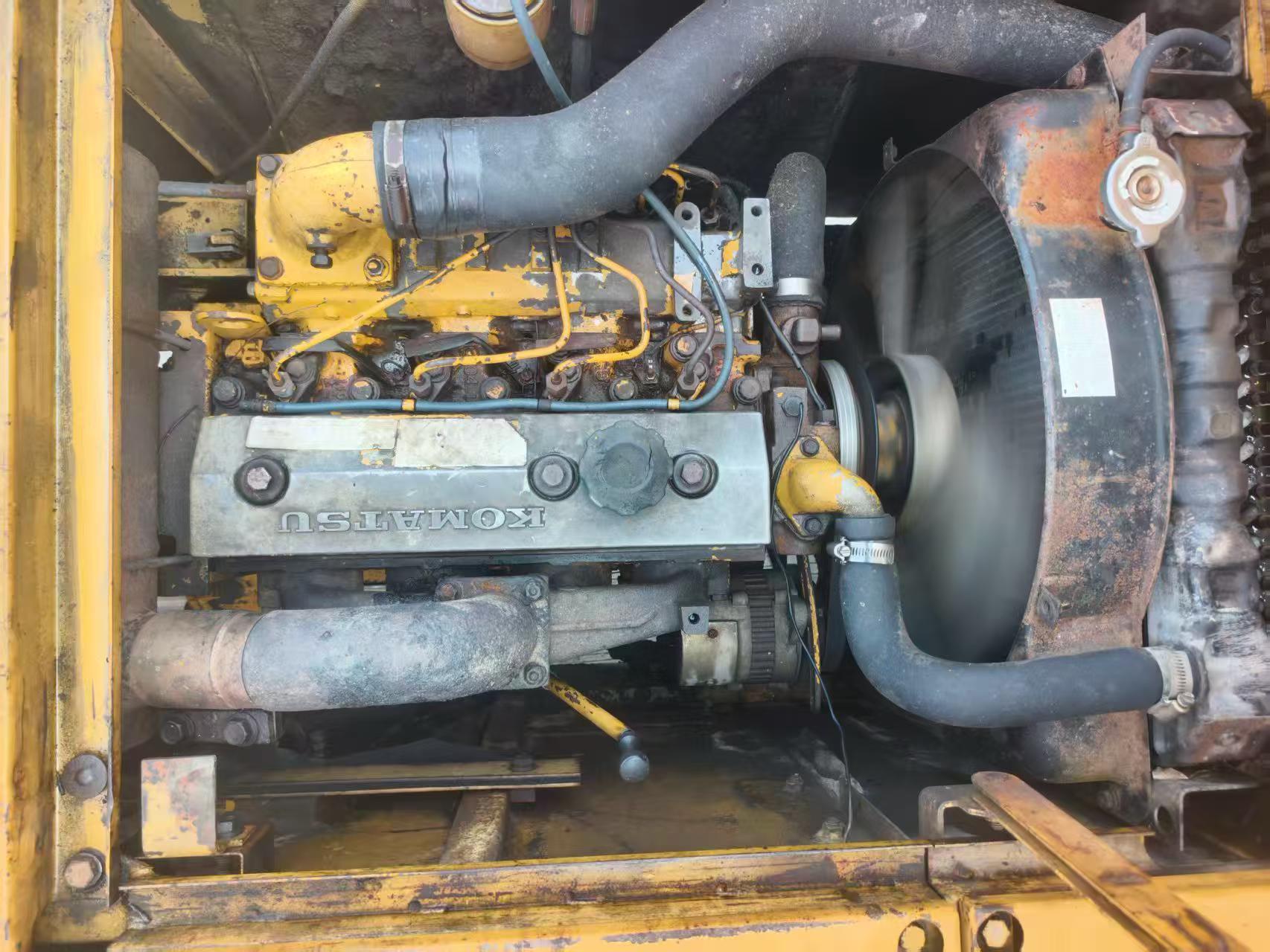 Buy Komatsu PC60-6 Used Excavator / 9