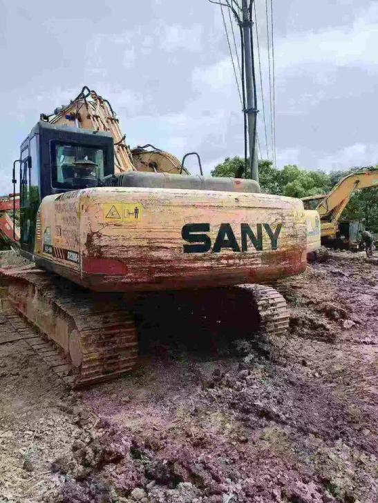 Buy Sany SY215C Used Excavator / 1