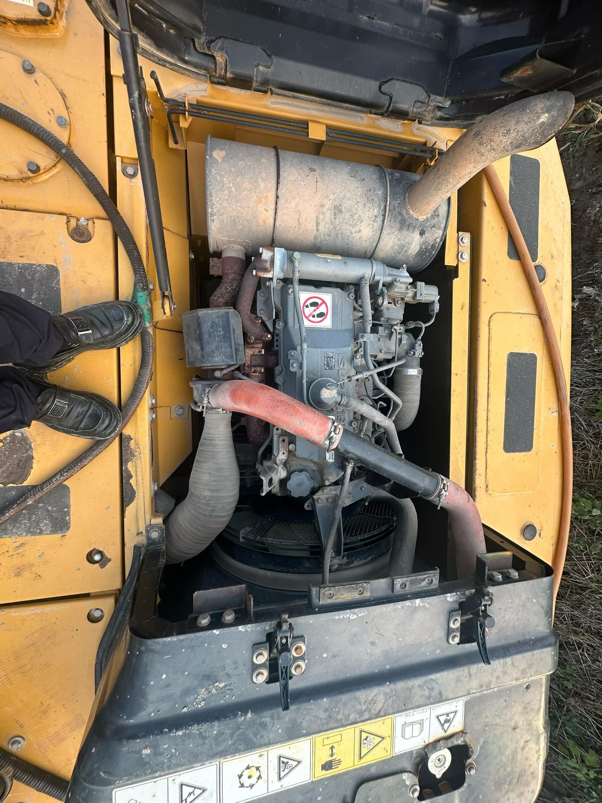 Buy Sany SY215H Used Excavator / 9