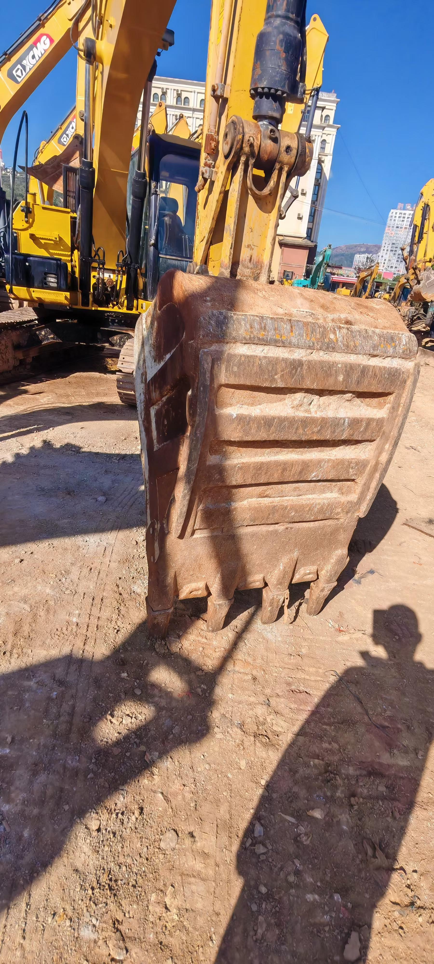 Buy Caterpillar 313D Used Excavator / 4