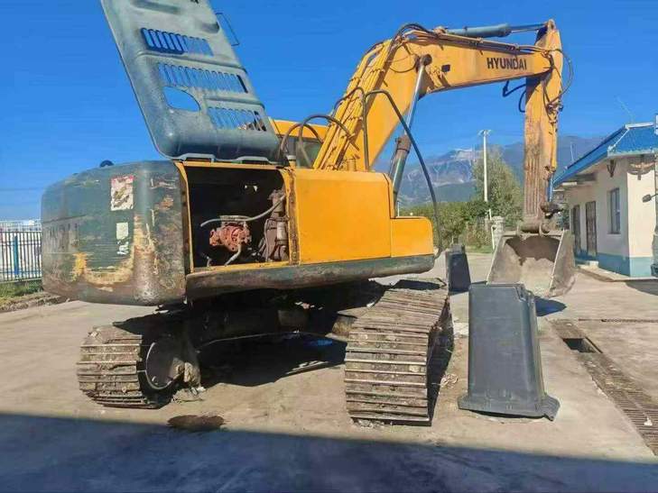 Buy Hyundai R225-7 Used Excavator / 1