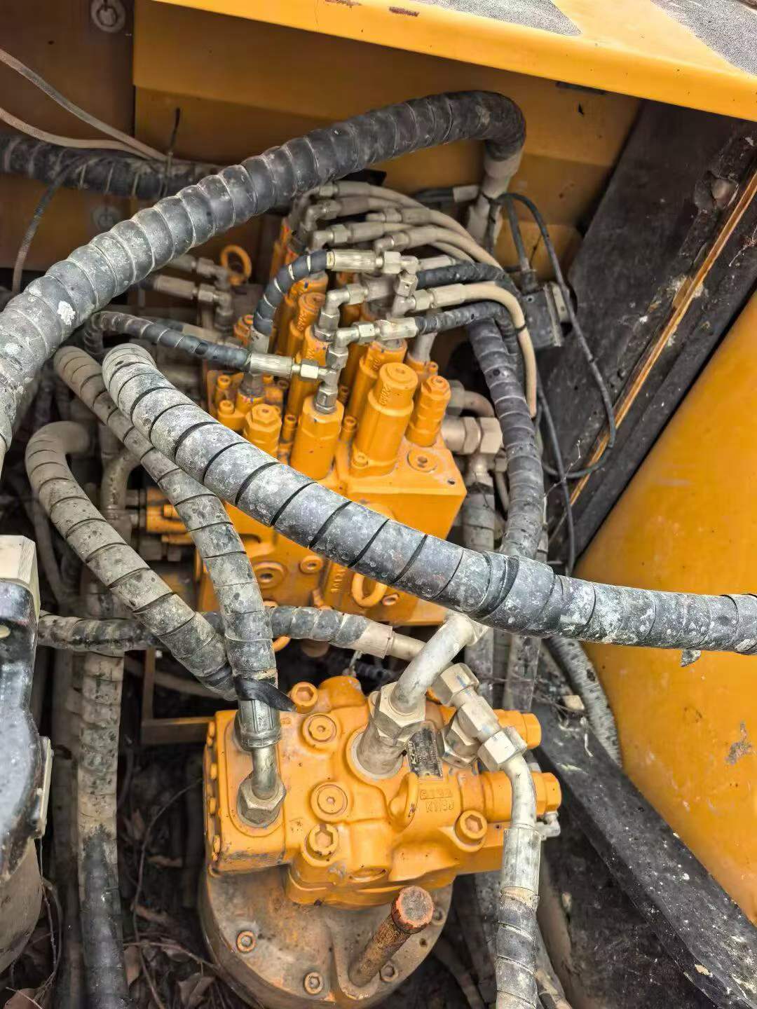 Buy Sany SY135 Used Excavator / 2