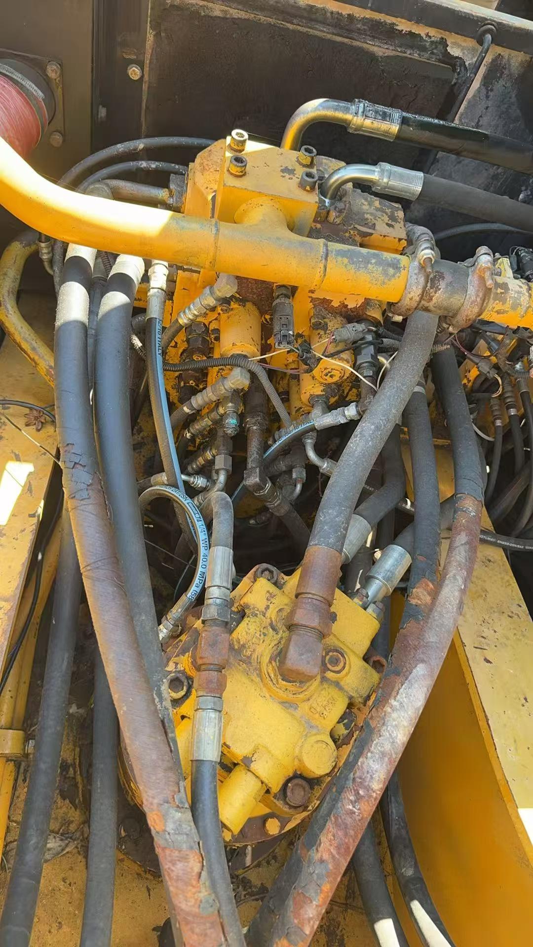 Buy Kato Used Excavator / 7
