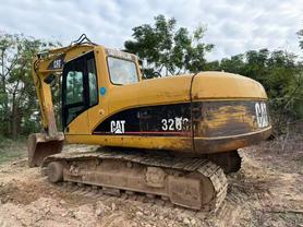 Buy Caterpillar 320A Used Excavator / 3 Buy Caterpillar 320A Used Excavator / 3