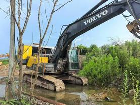 Buy Volvo EC210B Used Excavator / 6 Buy Volvo EC210B Used Excavator / 6