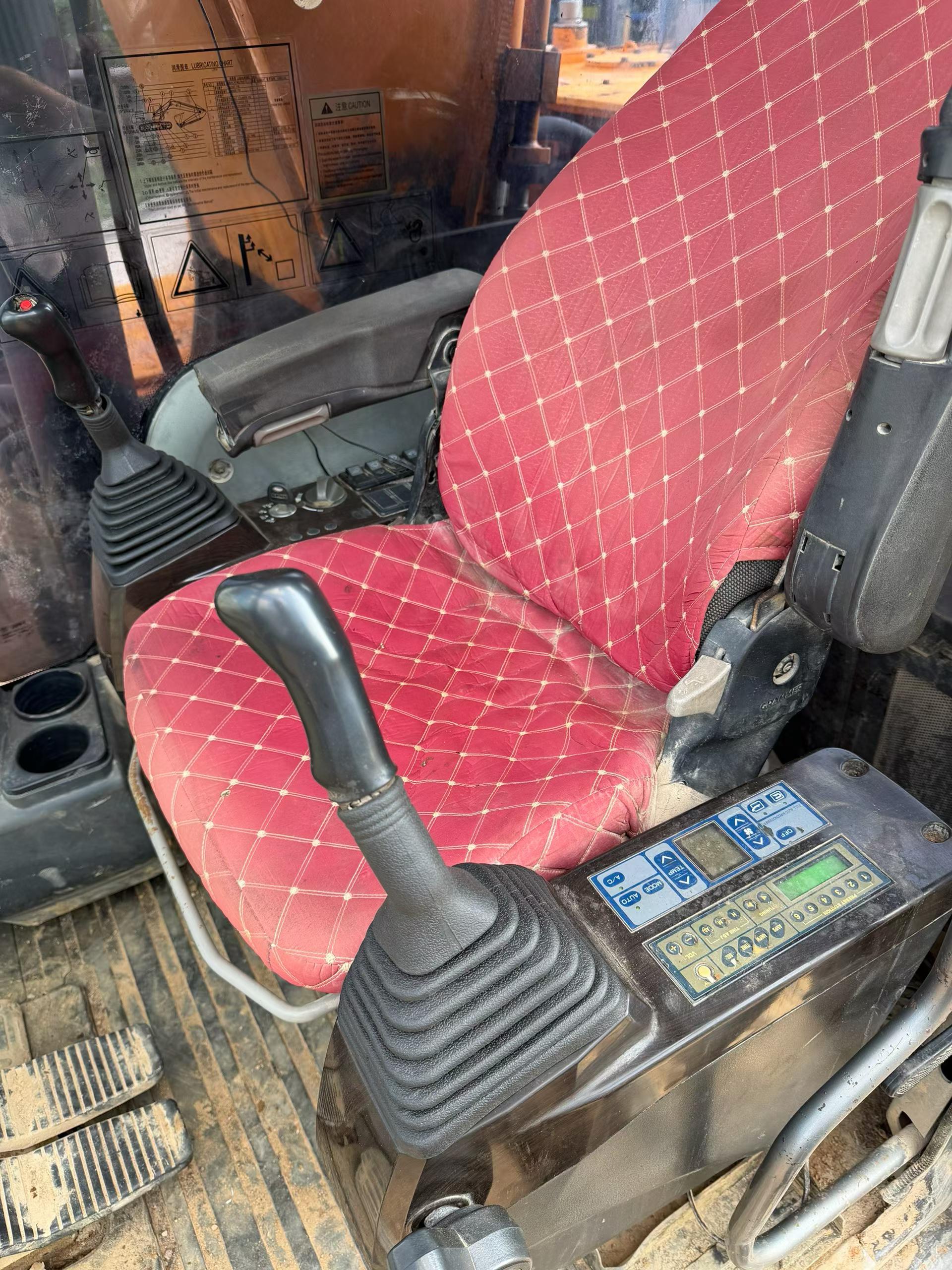 Buy Sany SY215C-8 Used Excavator / 8