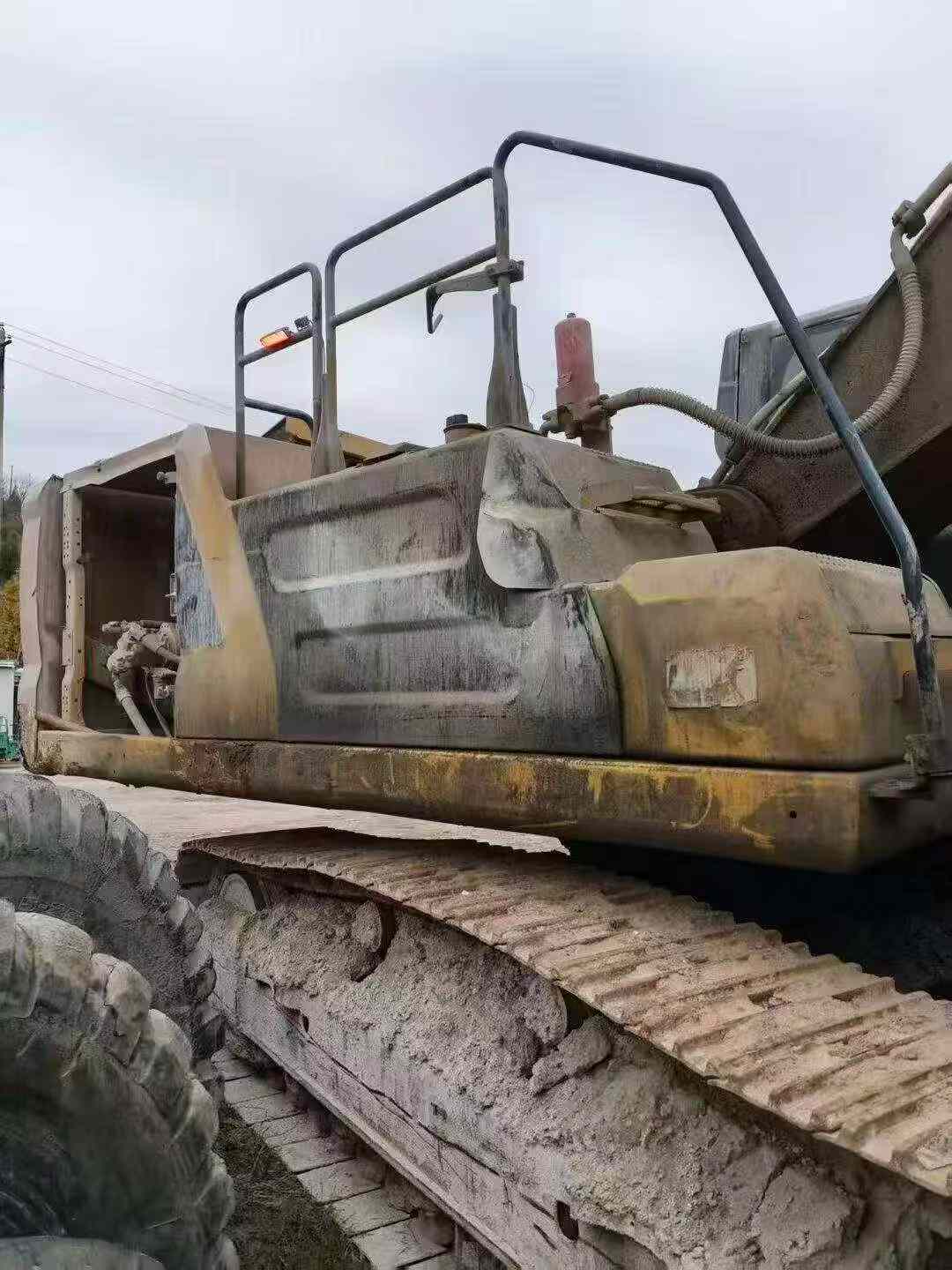 Buy Caterpillar 336E Used Excavator / 2