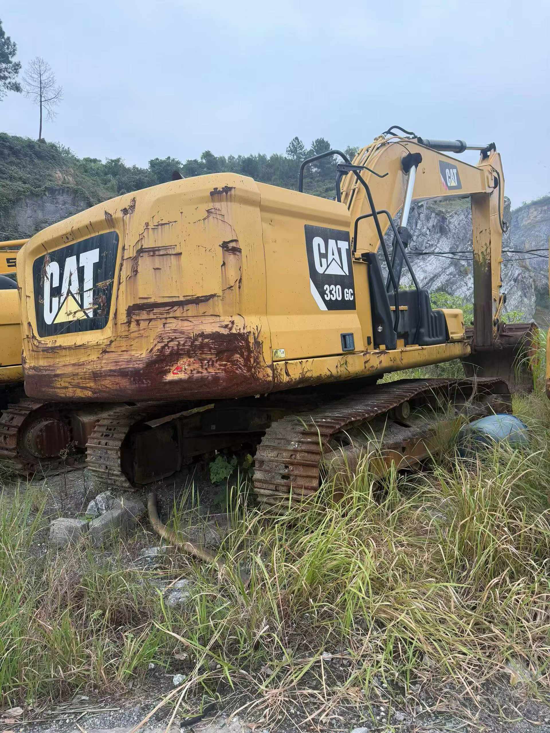 Comprar Caterpillar 330B Usado Excavadora