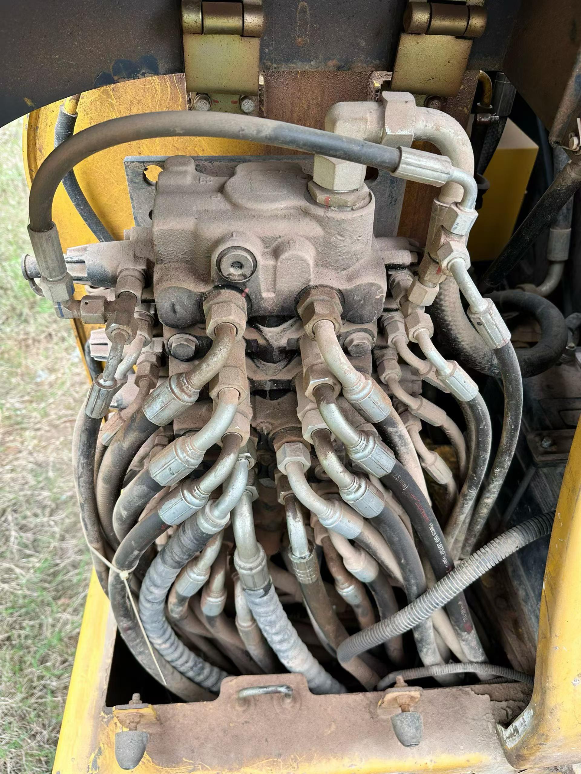 Buy XCMG LW60G Used Excavator / 7