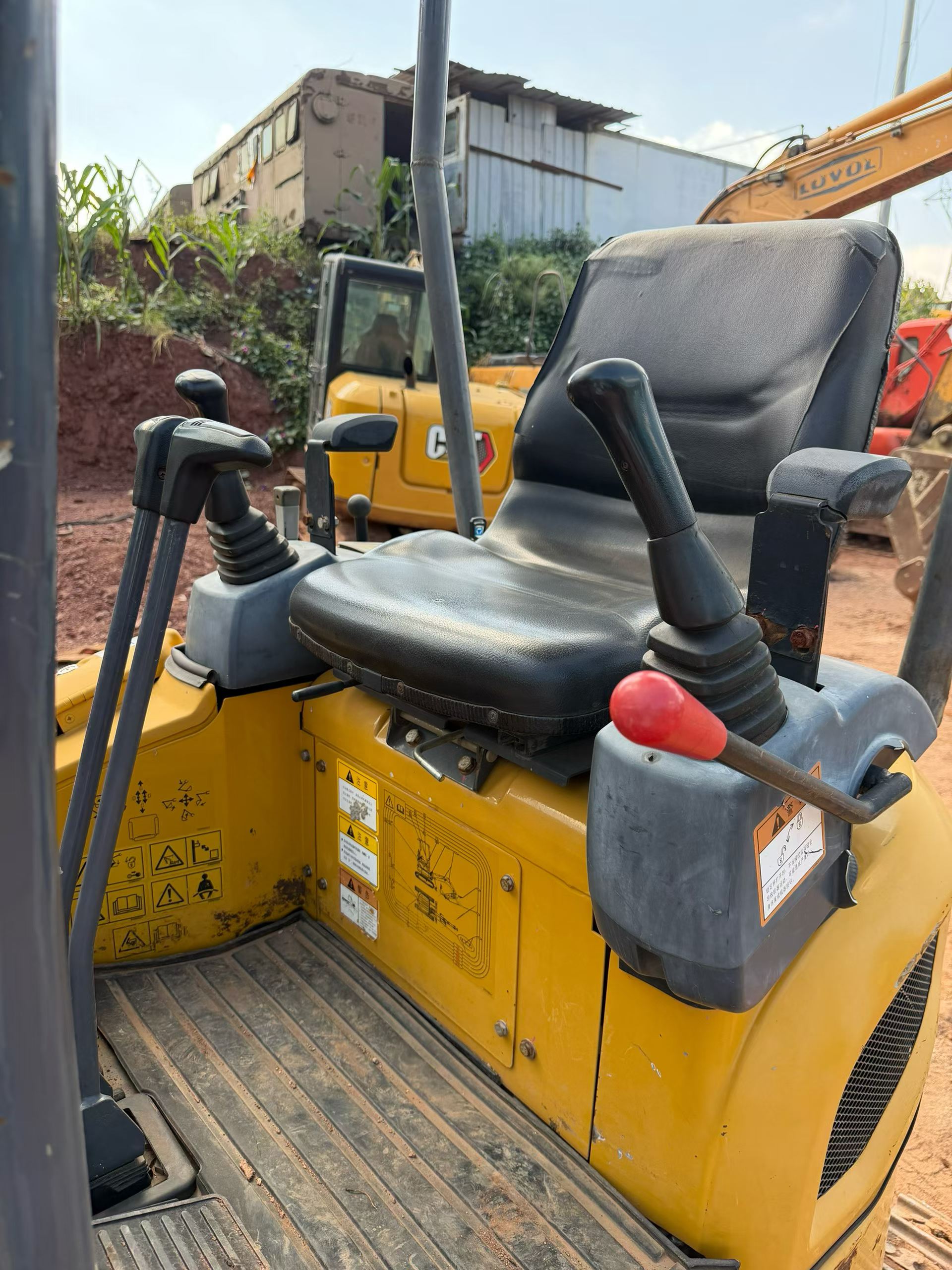 Buy XCMG XE17U Used Excavator / 5