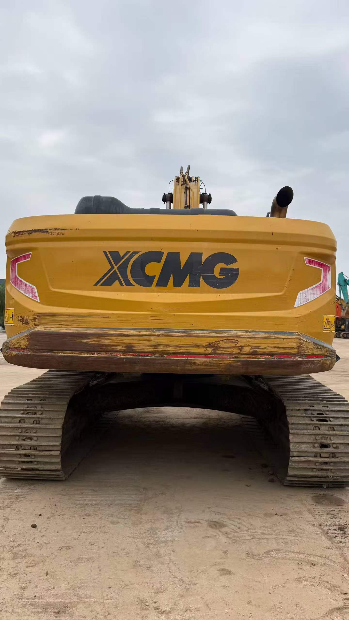 Buy XCMG XE270DK Used Excavator / 5