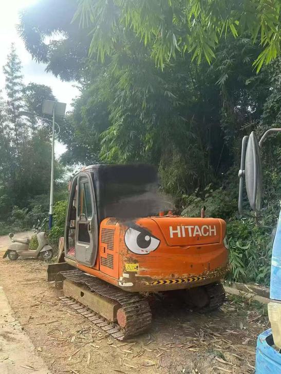 Buy Hitachi ZX60 Used Excavator / 1