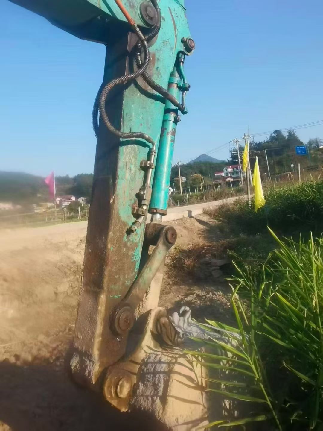 Buy Kobelco SK70SR Used Excavator / 3