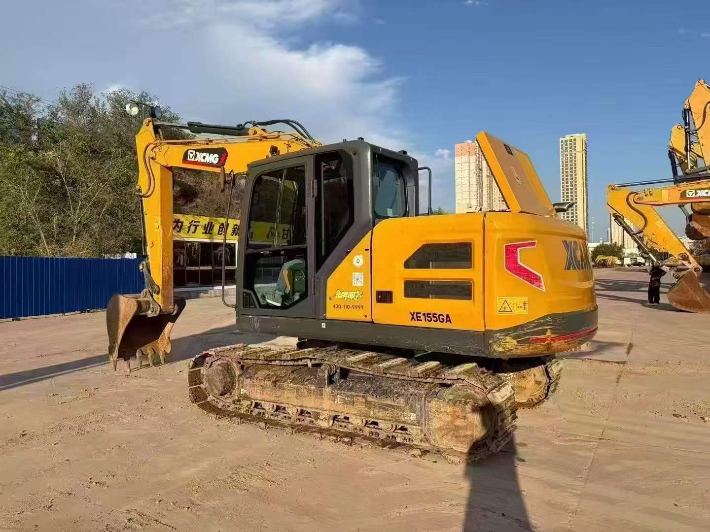 Buy XCMG XE135B Used Excavator / 4