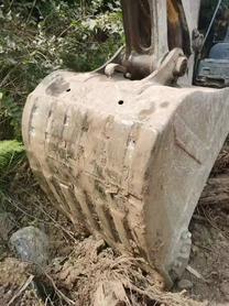 Buy XCMG XE215 Used Excavator / 3 Buy XCMG XE215 Used Excavator / 3