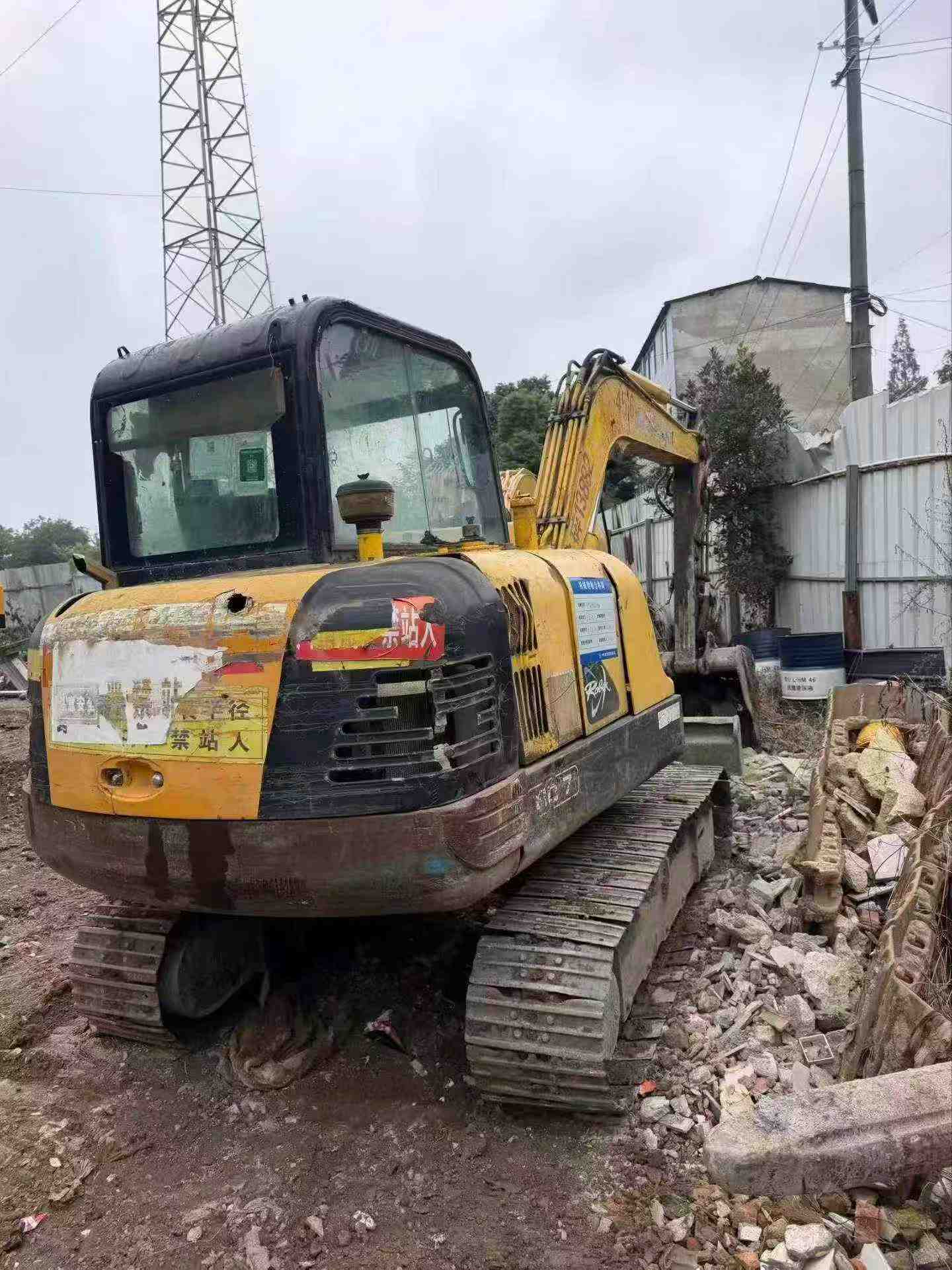 Buy Hyundai HX60 Used Excavator / 3