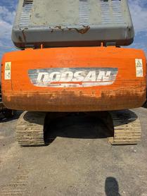 Compre Excavadora Doosan DH215-7 Usada / 2 Compre Excavadora Doosan DH215-7 Usada / 2