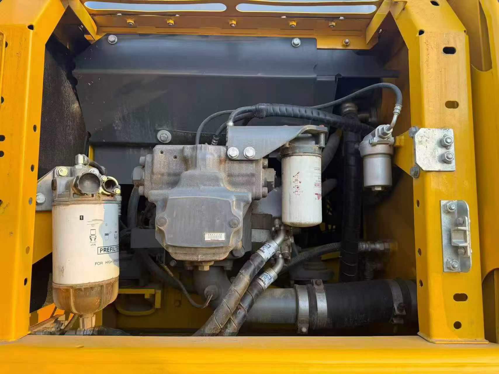Buy Komatsu PC240-6 Used Excavator / 7