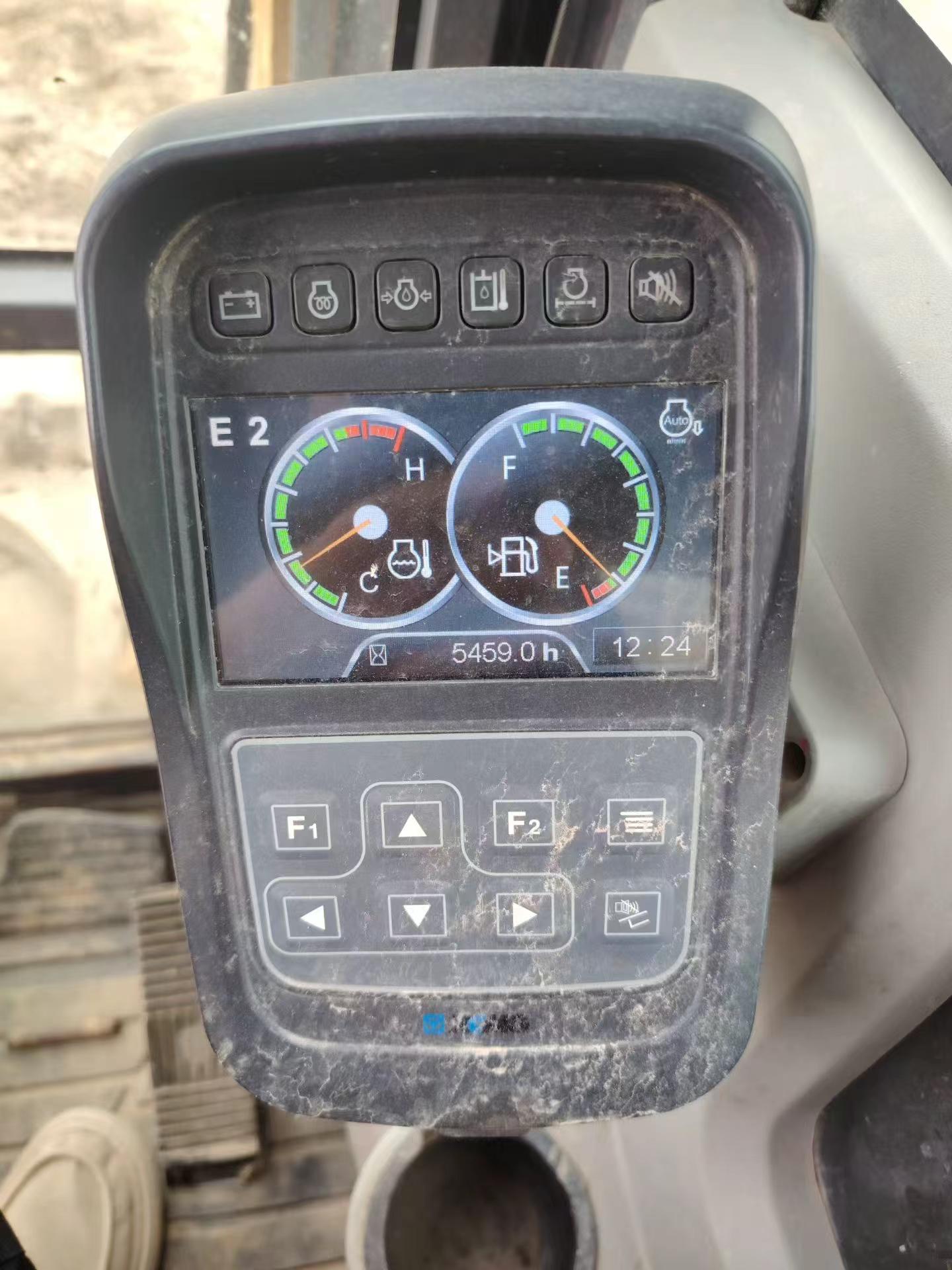 Buy XCMG XE60D Used Excavator / 8