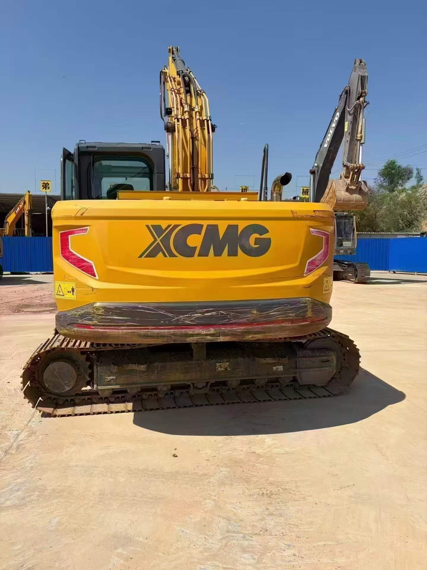 Buy XCMG XE155D Used Excavator / 5