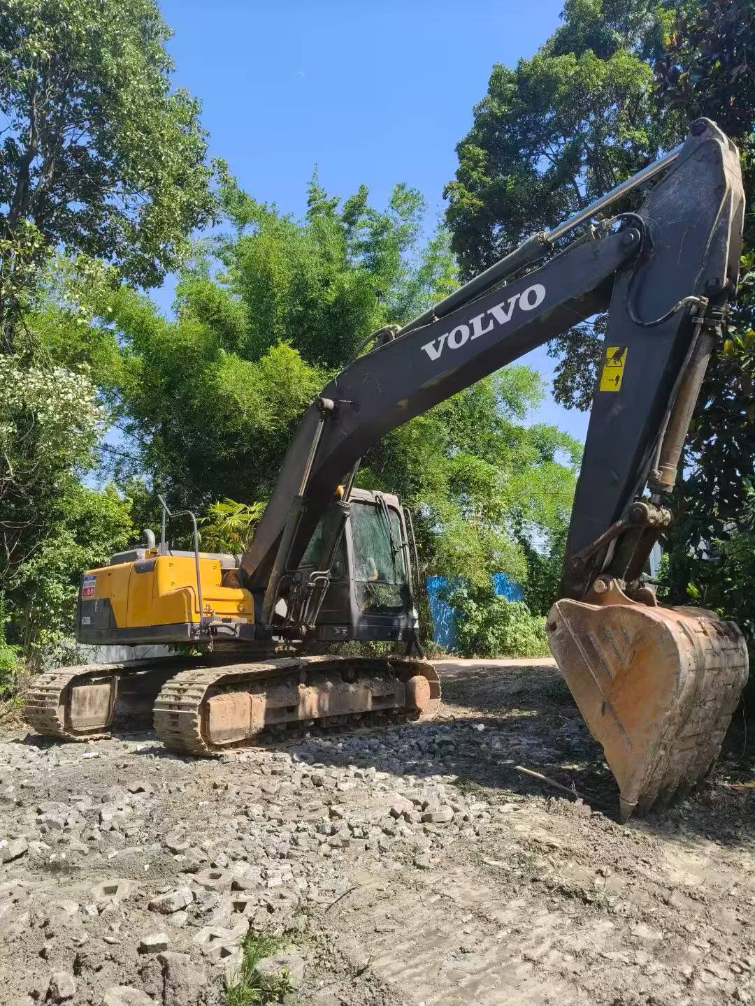 Buy Volvo EC210B Used Excavator / 1