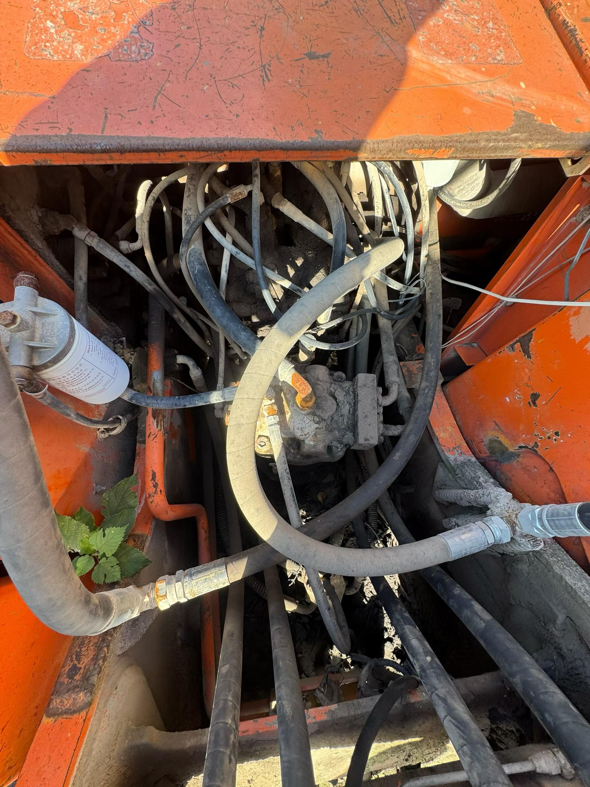 Buy Doosan DH220 Used Excavator / 2