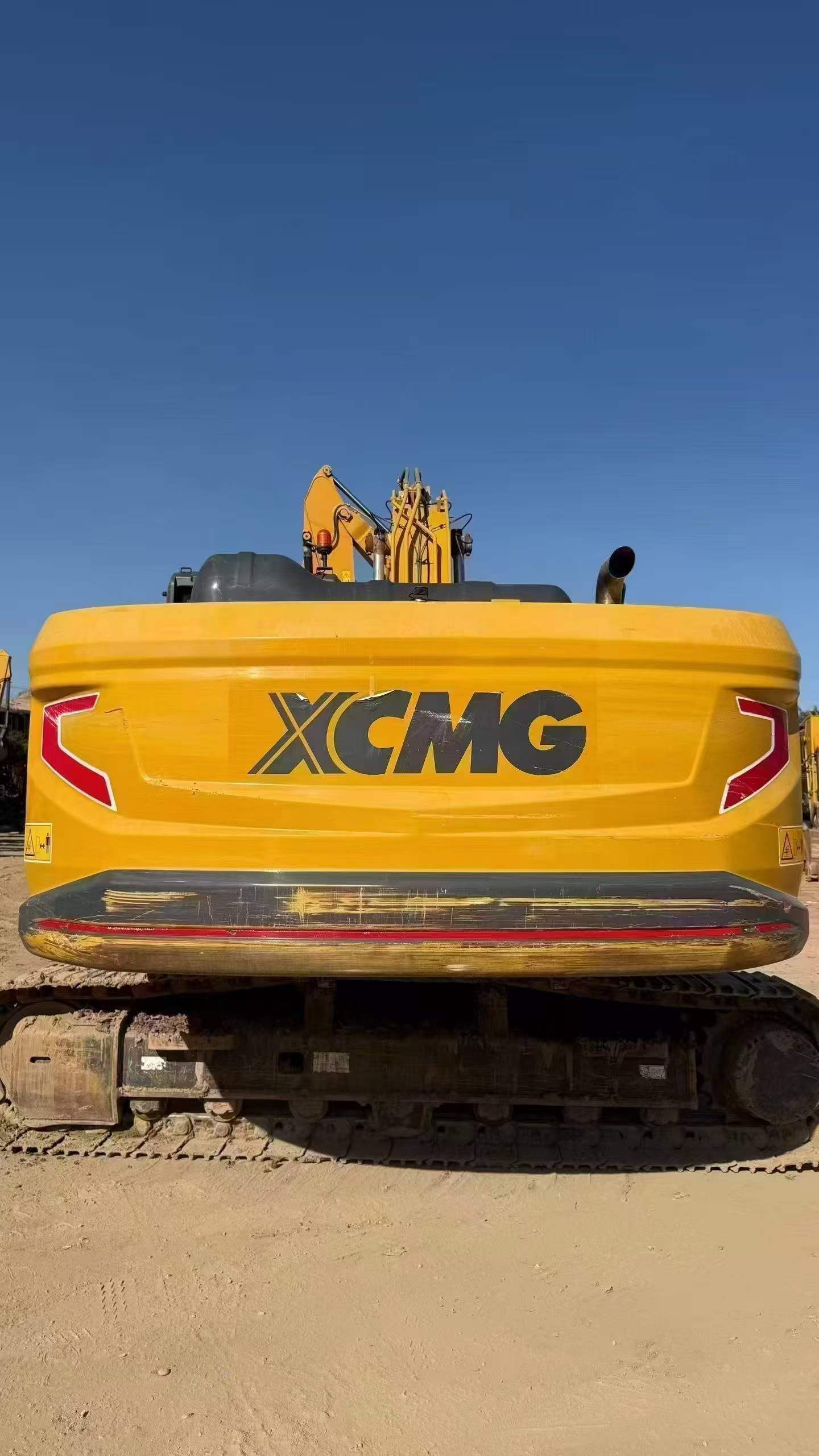 Buy XCMG XE200 Used Excavator / 5