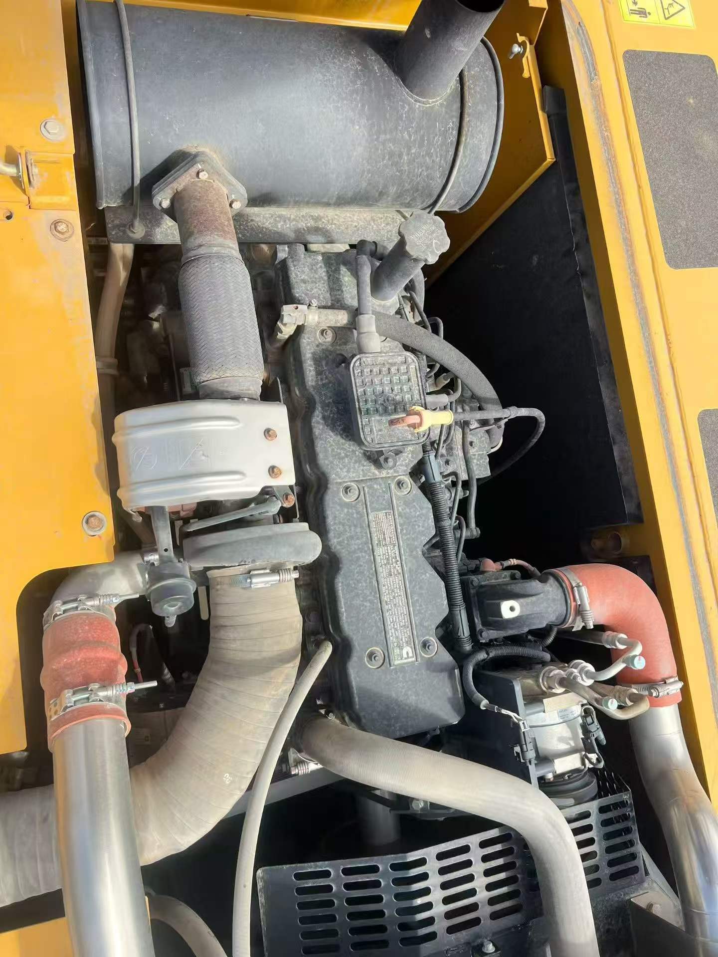 Buy XCMG XE245D Used Excavator / 8