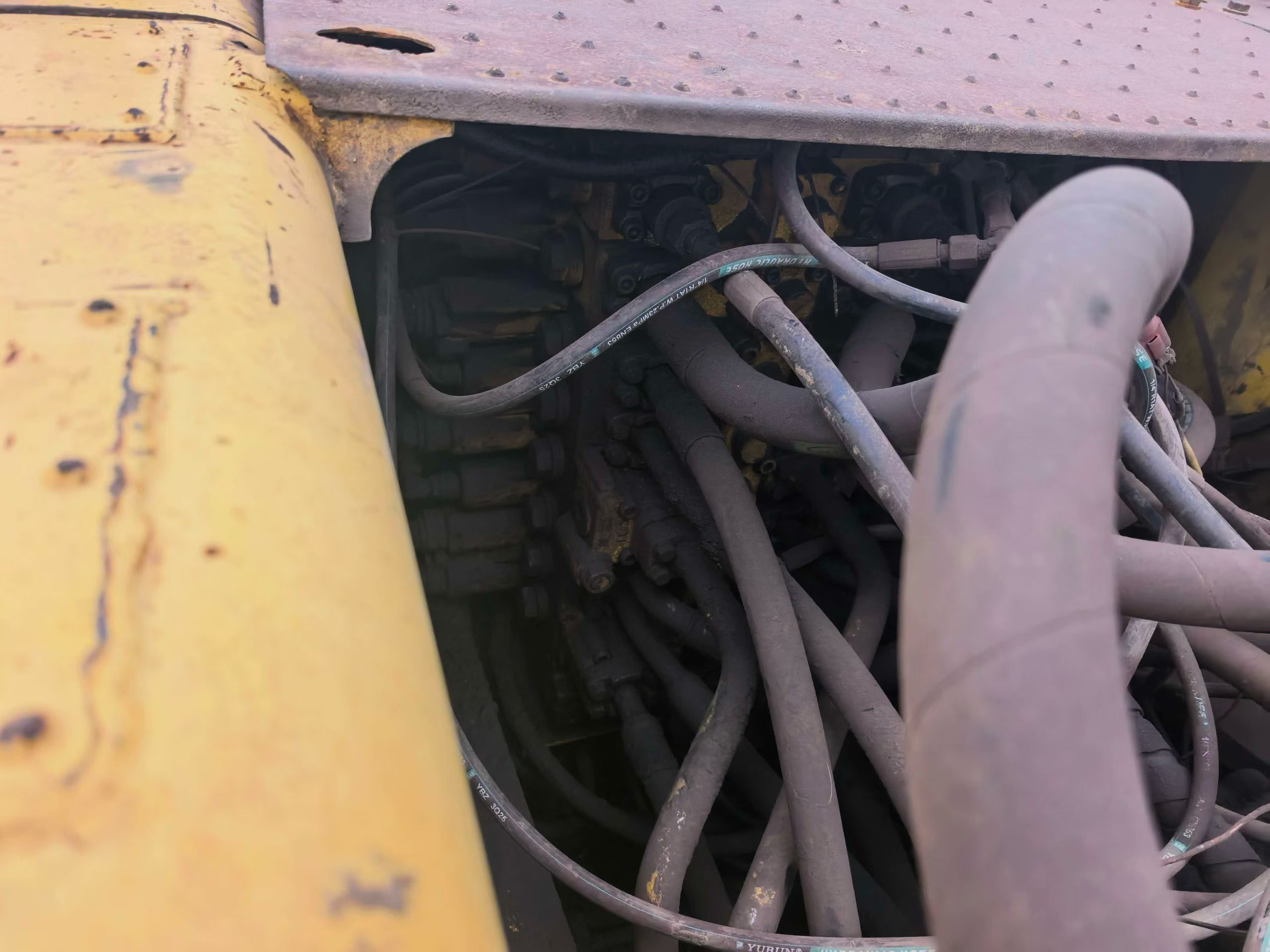 Buy Komatsu PC200-8 Used Excavator / 4