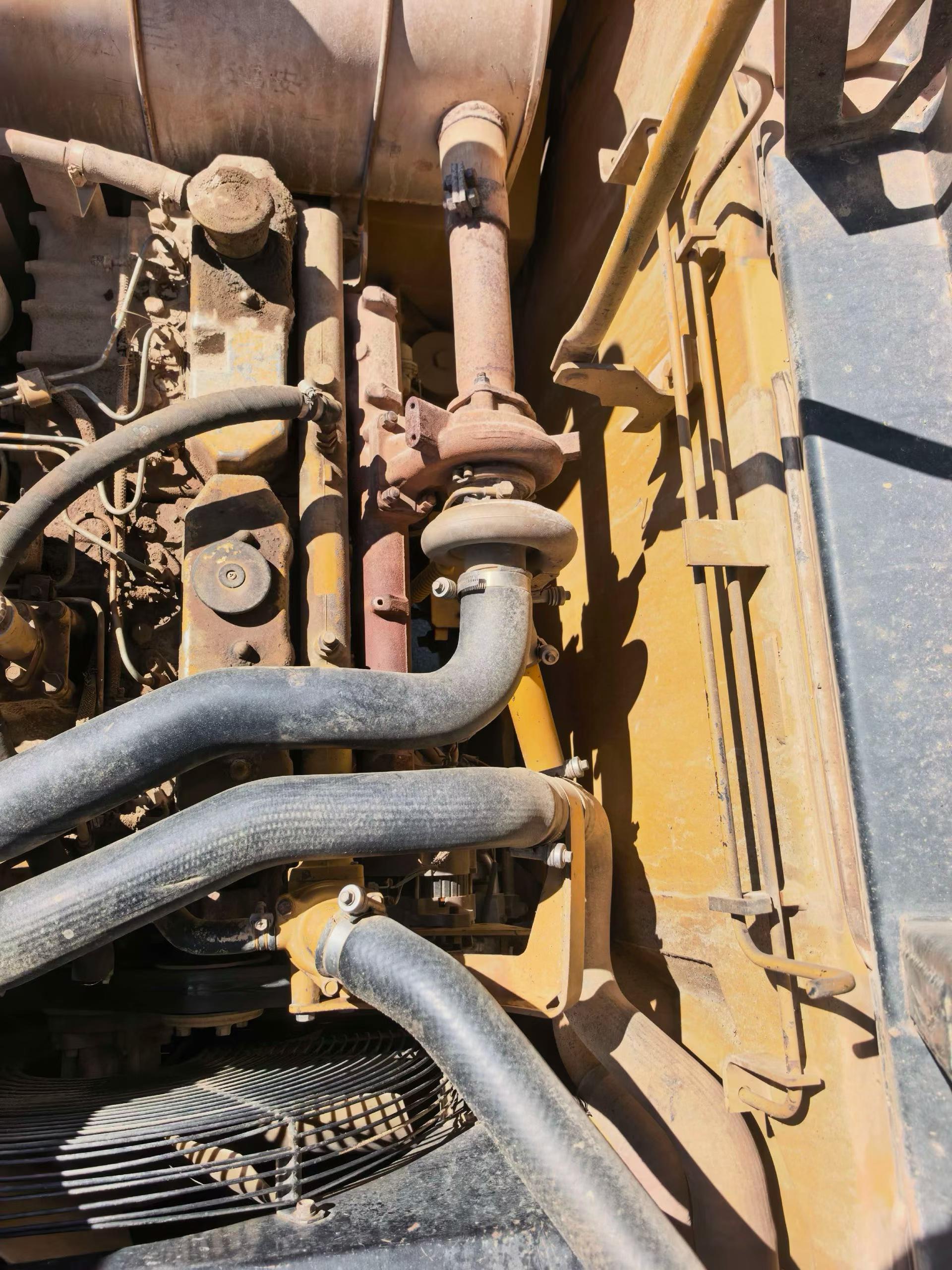 Buy Caterpillar 320D Used Excavator / 6