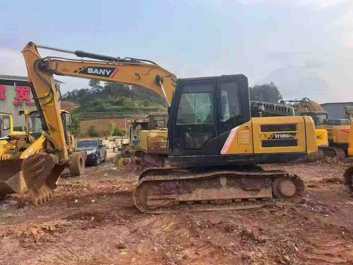 Buy Sany SY135 Used Excavator / 1