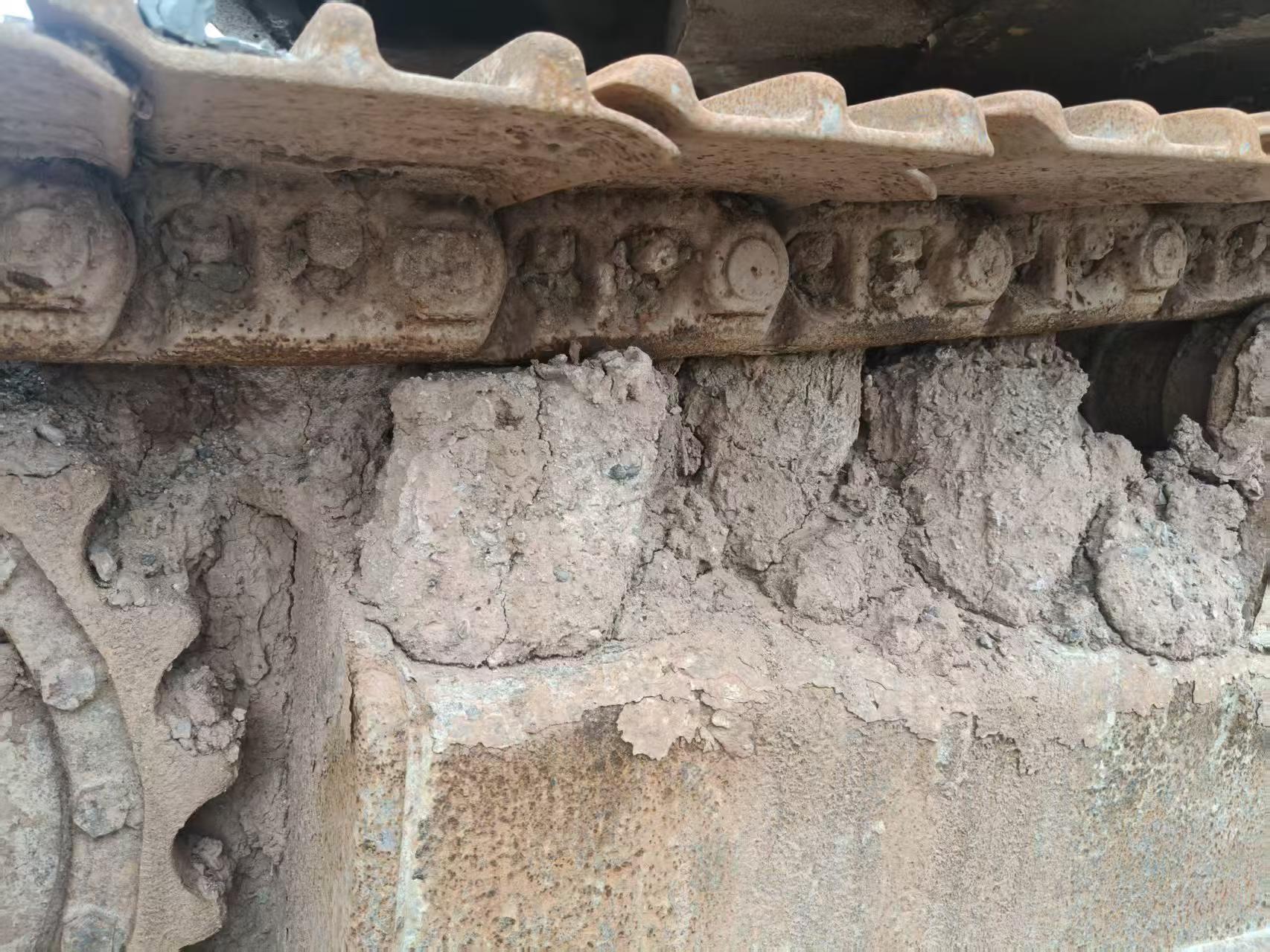 Buy Komatsu PC200-7 Used Excavator / 3