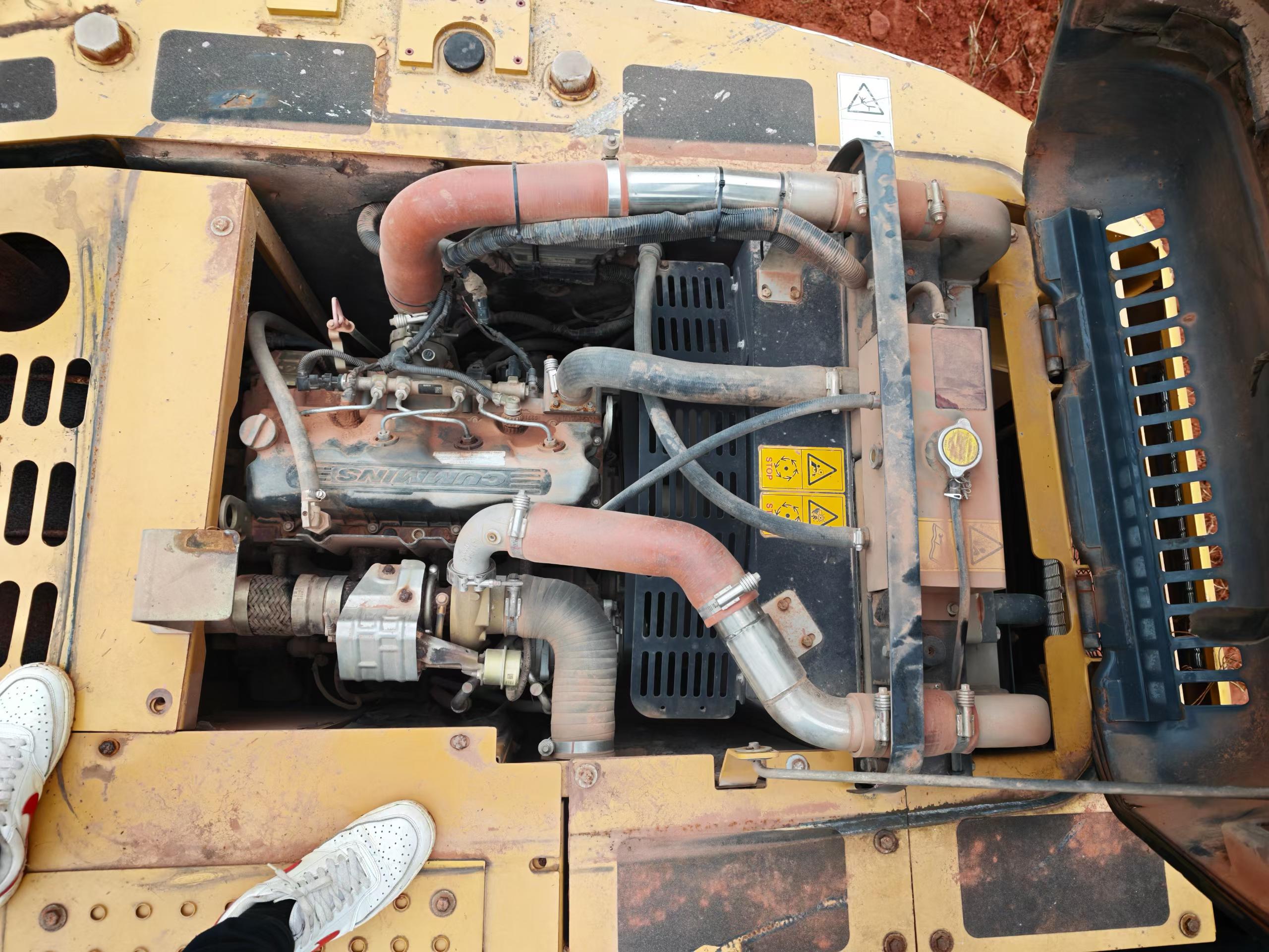Buy XCMG XE135B Used Excavator / 5