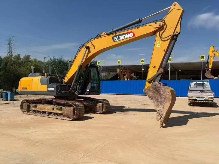 Buy XCMG XE200 Used Excavator / 1
